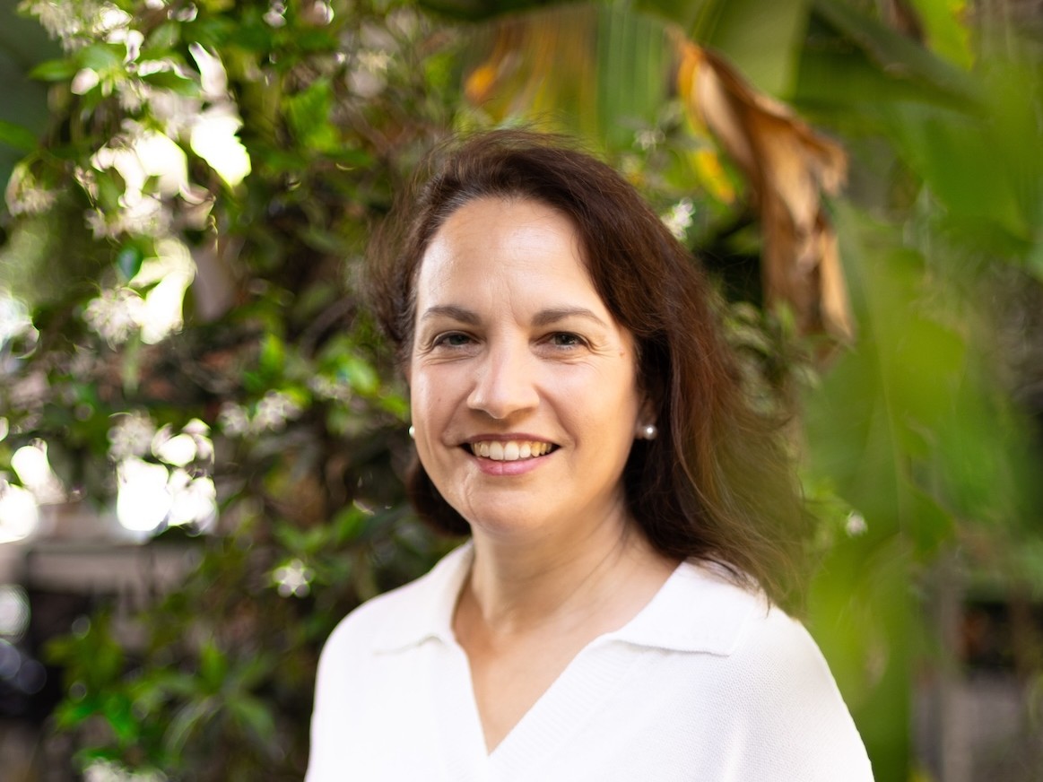 Ester Carlino